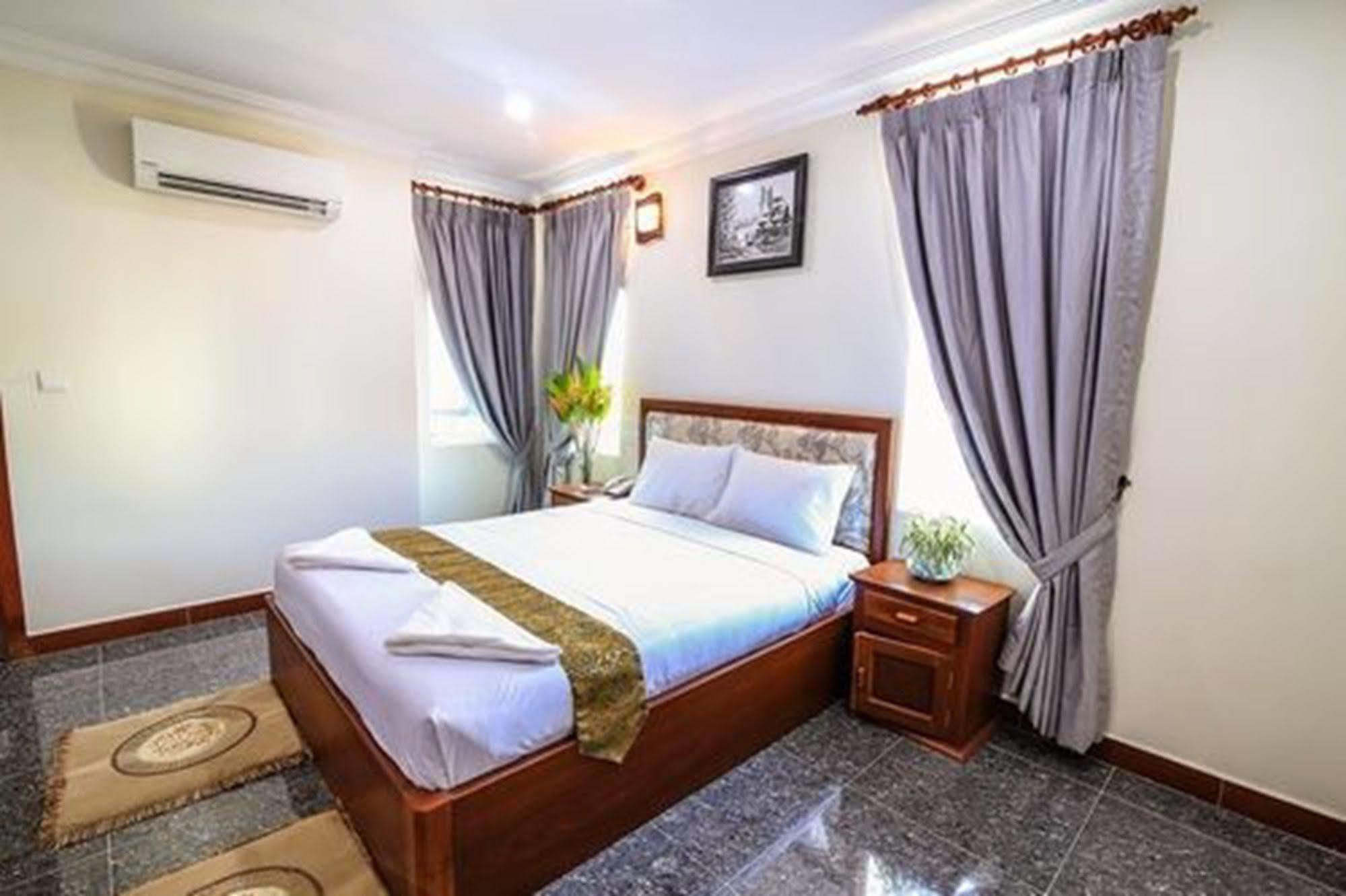 Tan Tower Hotel Phnom Penh Extérieur photo