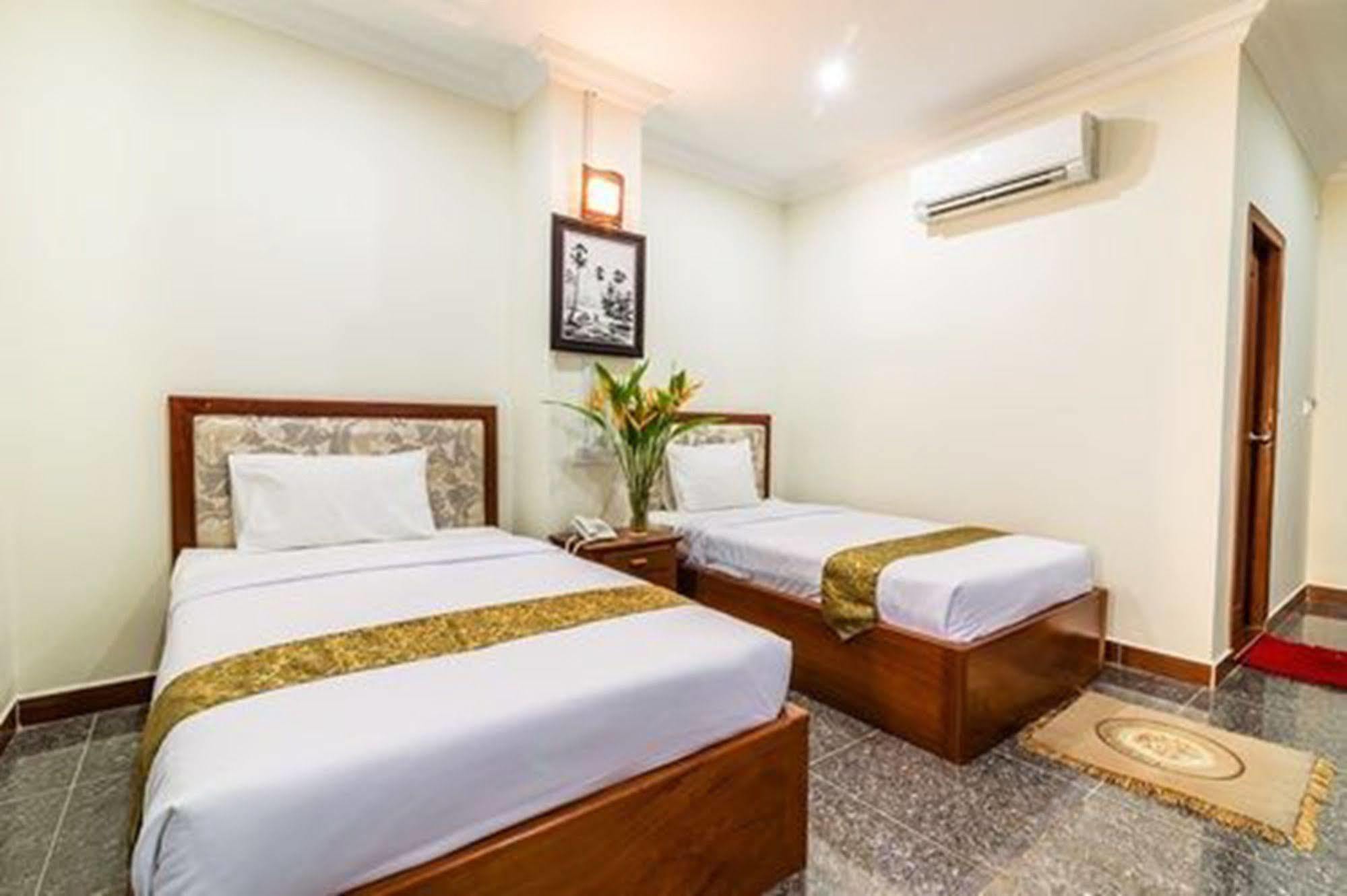 Tan Tower Hotel Phnom Penh Extérieur photo
