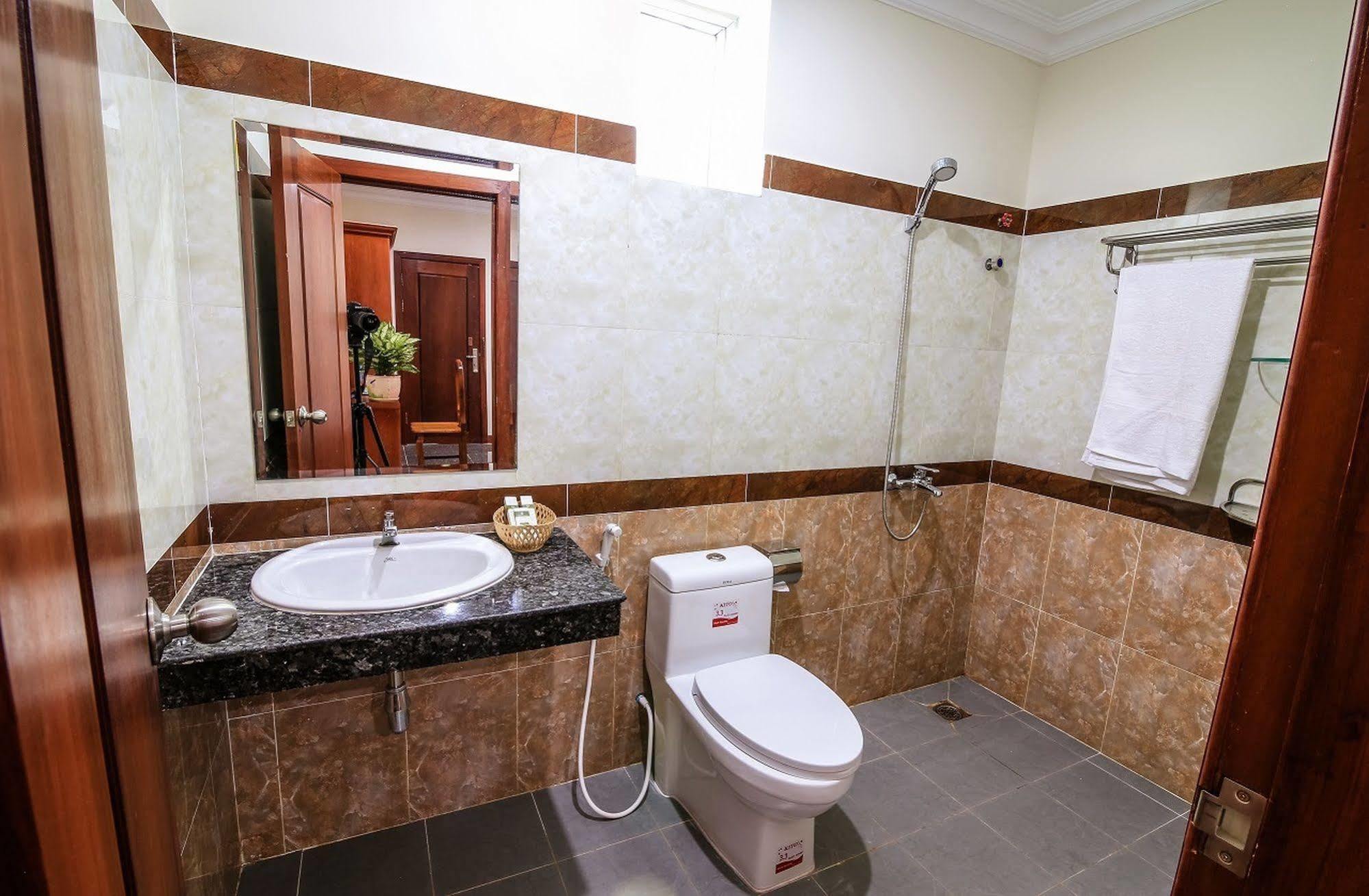 Tan Tower Hotel Phnom Penh Extérieur photo